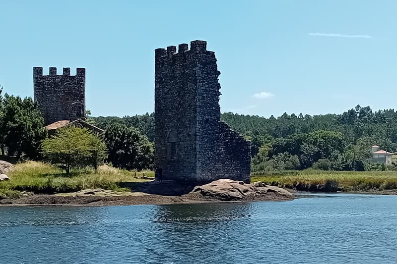 Barco peregrino en Vilagarcía – Náutica Medusa