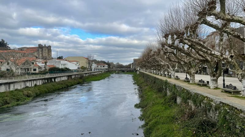 Barco peregrino en Vilagarcía – Náutica Medusa