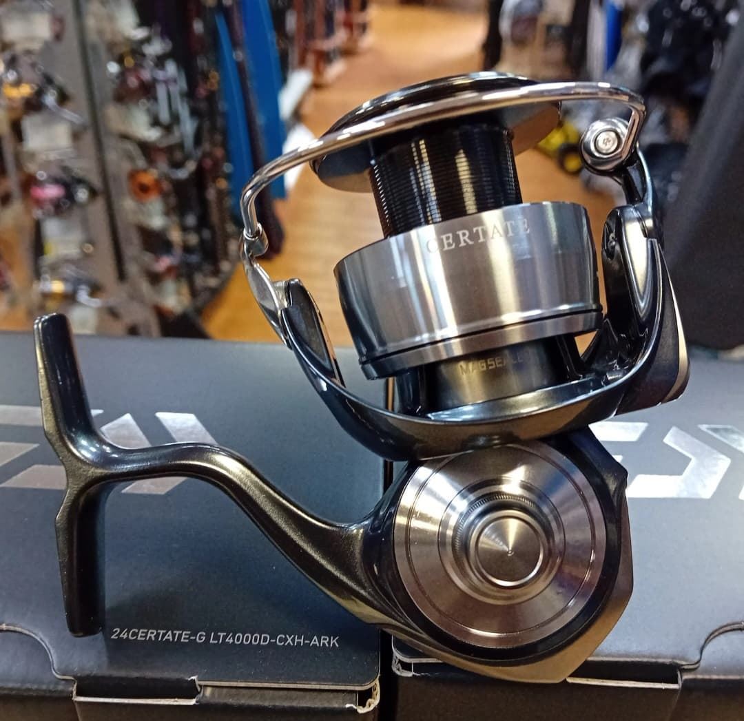 DAIWA CERTATE G24 LT 4000 CXH ARK - SPINNING