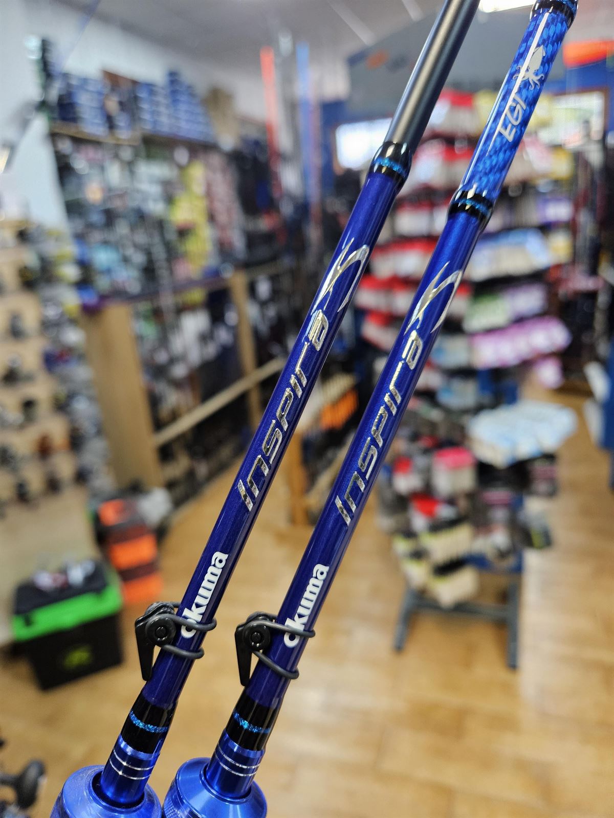 OKUMA INSPIRA EGI 812 M - Imagen 1