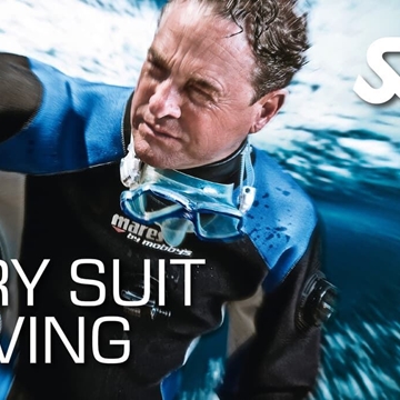 TRAJE SECO - Imagen 1